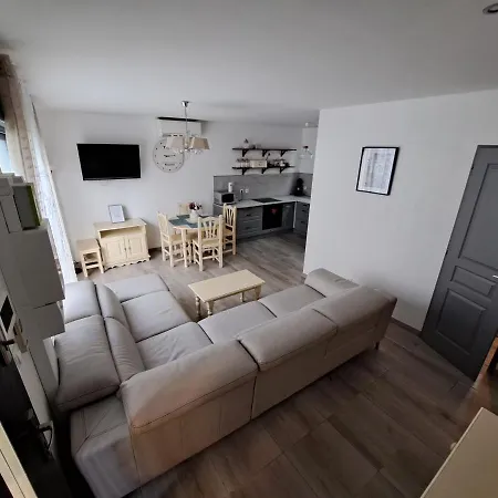 Charmante Maison Avec Piscine Villa *