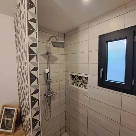 Charmante Maison Avec Piscine